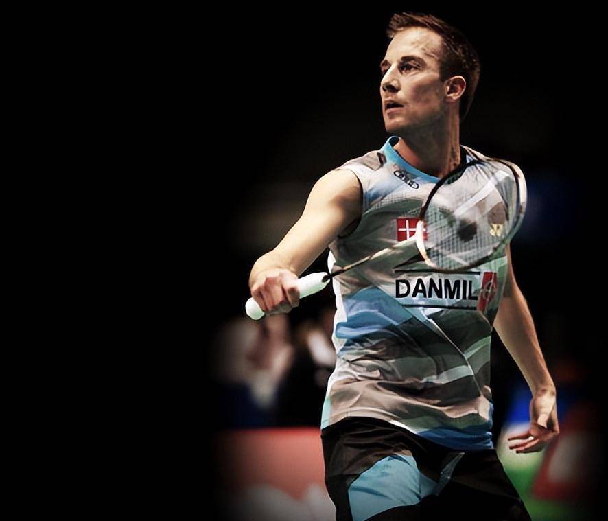 英格兰羽毛球队鏖战印尼羽毛球队，陶菲克高光表现