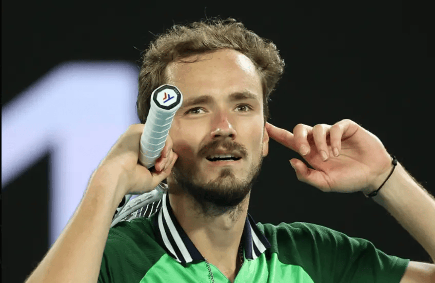 开云体育在线-法网鏖战澳网，梅德韦杰夫状态火热