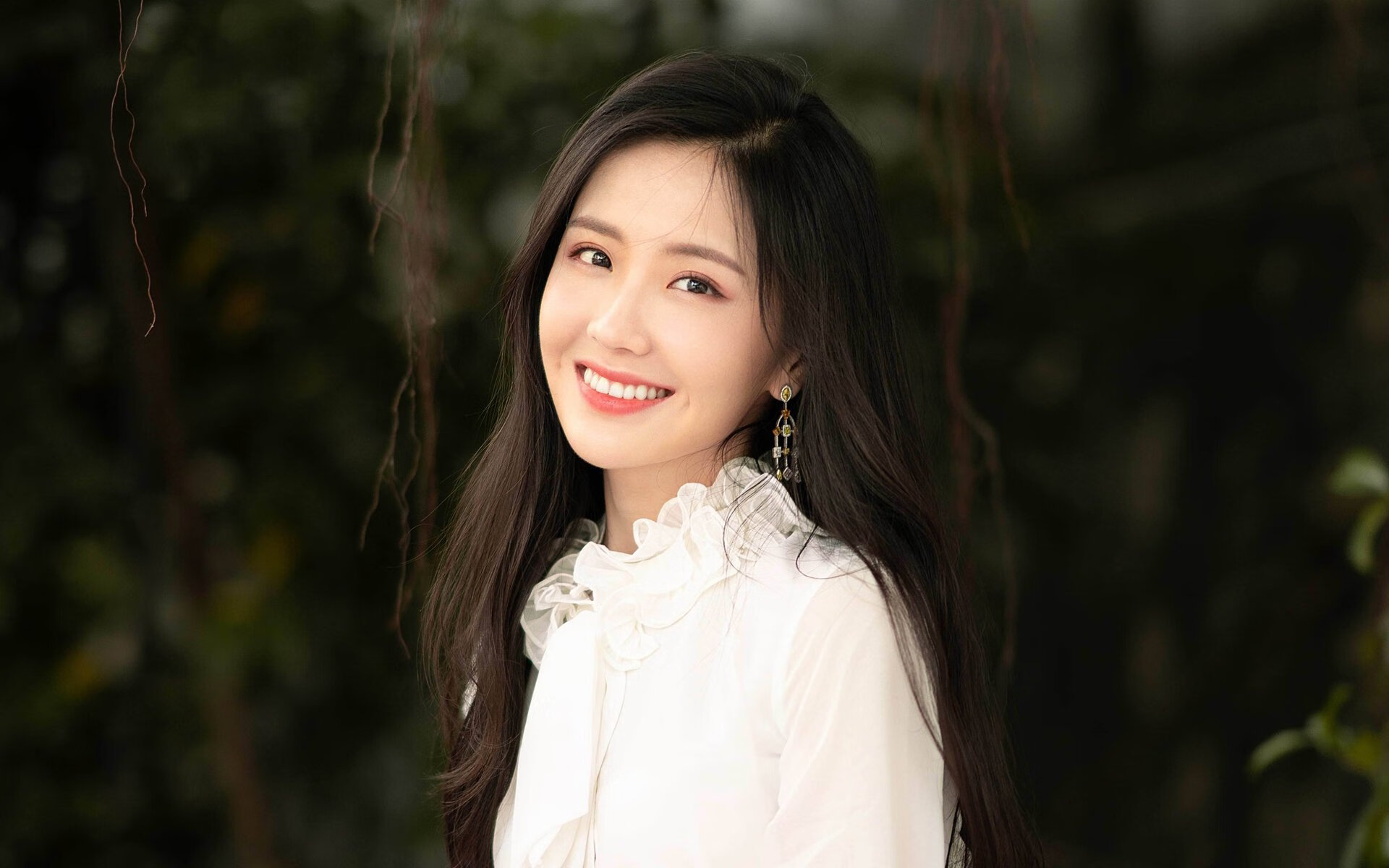 开云体育在线-硬地王朝新篇，当美网力压澳网书写唯一性，梅德韦杰夫在阿瑟·阿什球场诠释惊艳新定义