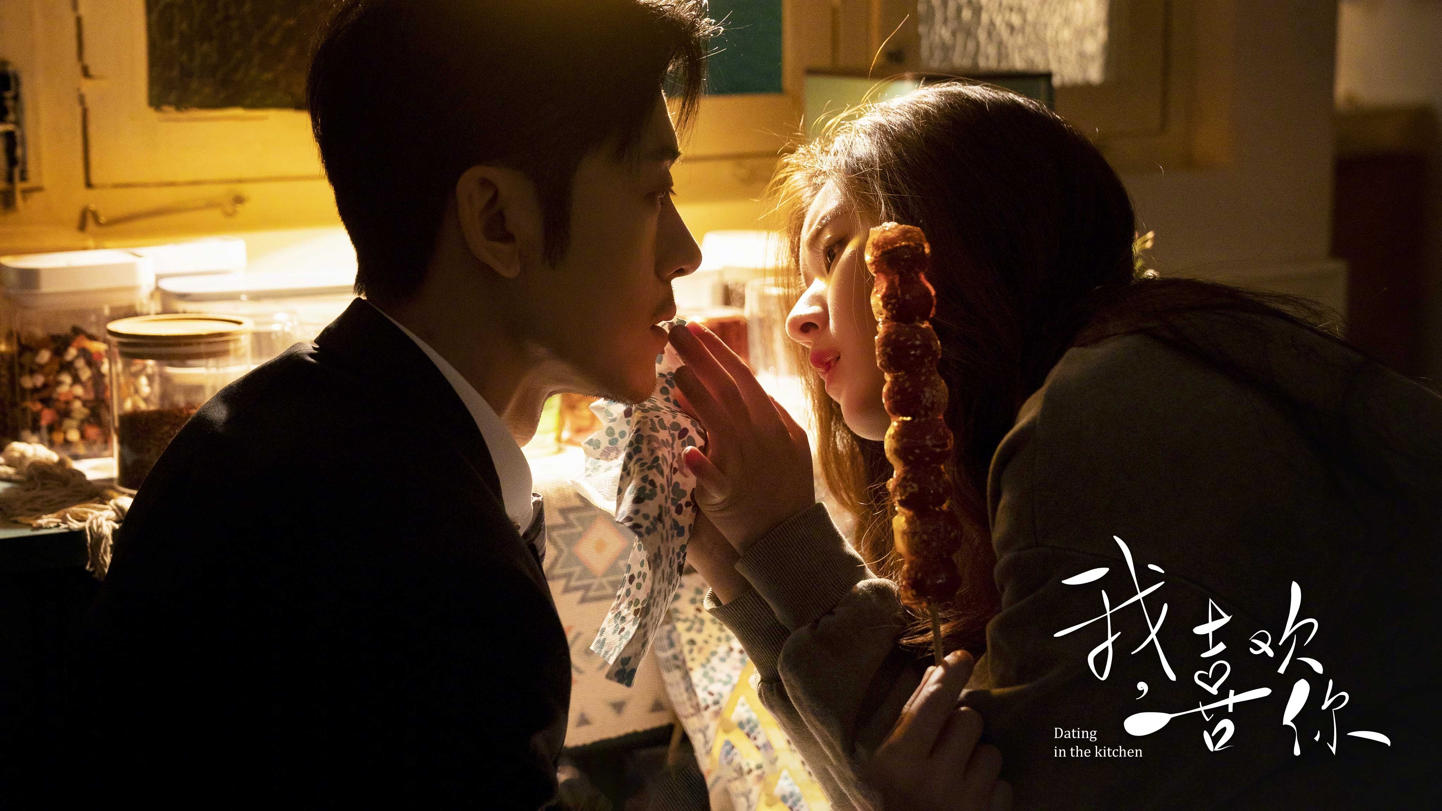 开云体育平台APP-欧冠淘汰赛之夜，凯塞多状态火热，主宰比赛