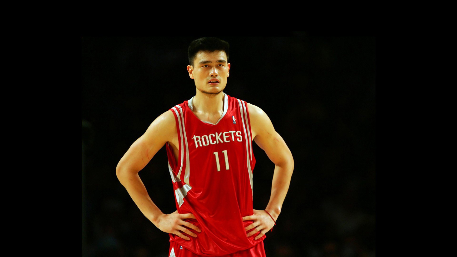 开云体育登录-绿茵大脑征服硬木球场，罗德里如何在NBA总决赛之夜写就跨界传奇